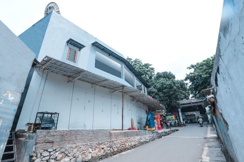 Oyo 286 Haji Saaba 20 Syariah Hotel Giacarta Esterno foto